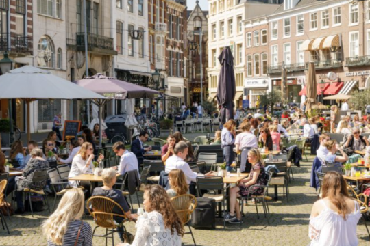 Veilig en gezellig shoppen op het Noordeinde